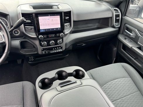 Used 2025 RAM 2500 Big Horn w/ Bed Convenience Group image 15