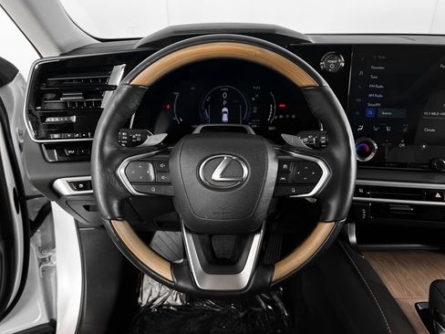 Used 2024 Lexus RX 450h AWD w/ Luxury Package image 24