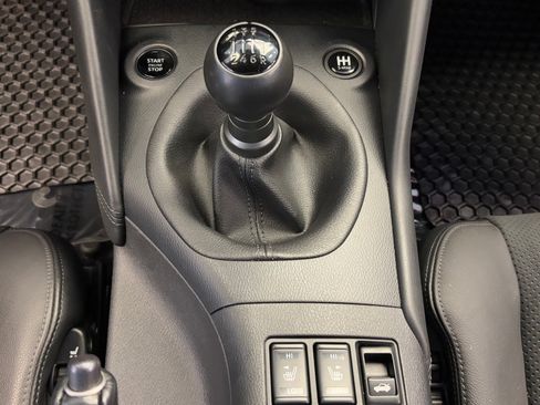 Certified 2024 Nissan Z Performance w/ Floor Mat Package image 24