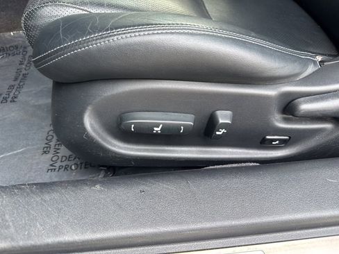 Used 2014 Lexus IS 250C image 26