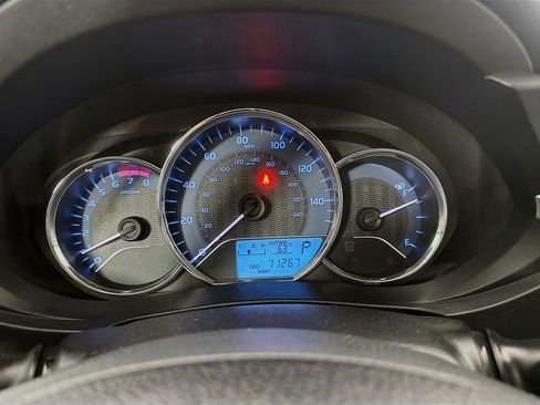 Used 2014 Toyota Corolla LE FWD image 13