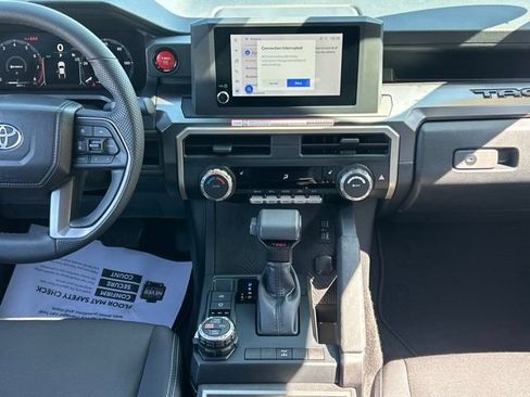Certified 2026 Toyota Tacoma TRD Off-Road AWD/4WD image 49