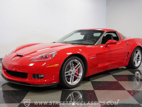 Used 2007 Chevrolet Corvette Z06 w/ Preferred Equipment Group RWD image 6