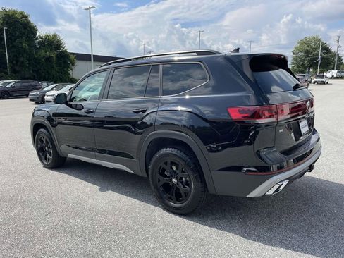 New 2026 Volkswagen Atlas Peak Edition AWD/4WD image 4