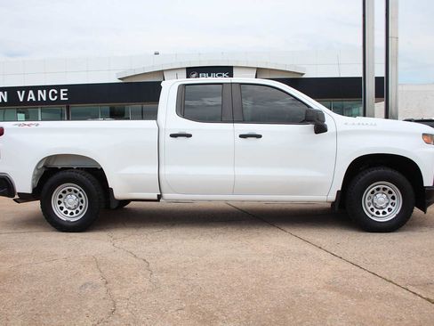 Used 2021 Chevrolet Silverado 1500 W/T w/ WT Fleet Convenience Package AWD/4WD image 12
