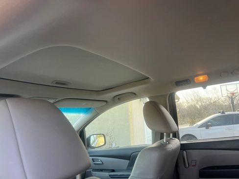 Used 2012 Honda Odyssey EX-L image 18