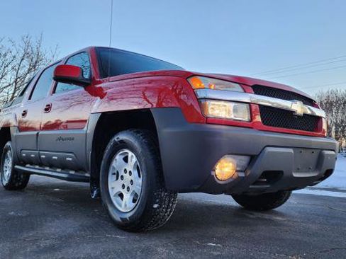 Used 2003 Chevrolet Avalanche 4x4 w/ Suspension Package, Off-Road image 7