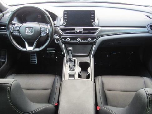 Used 2020 Honda Accord Sport image 3