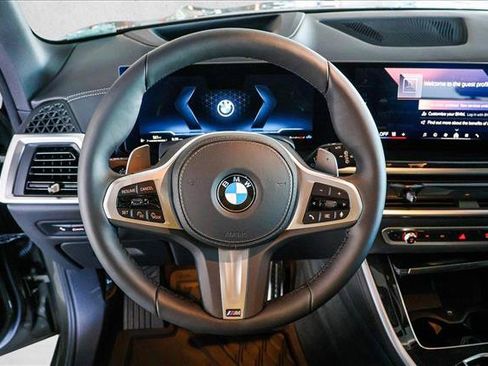 Used 2026 BMW X5 xDrive40i w/ M Sport Package AWD/4WD image 13