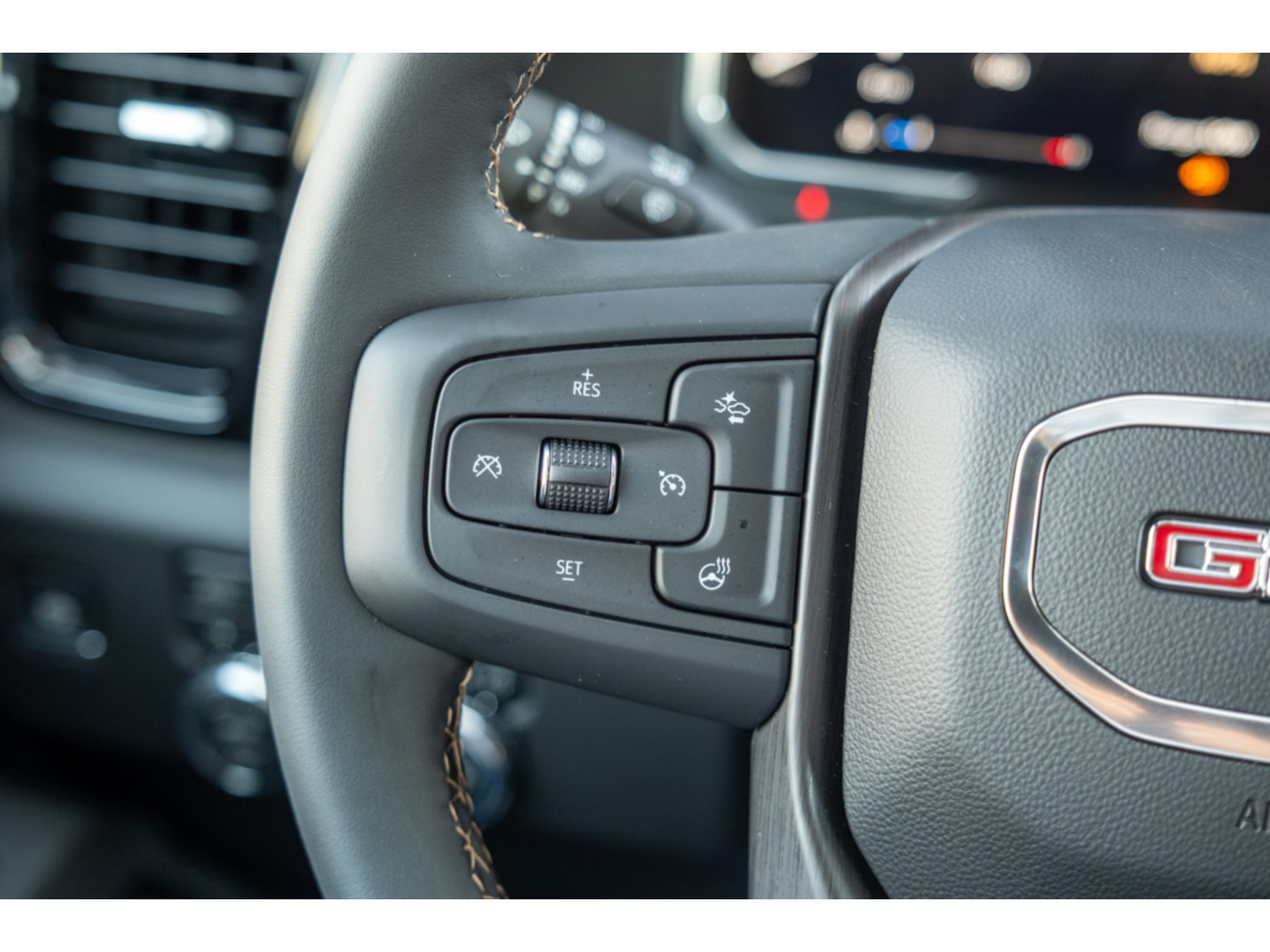 New 2026 GMC Sierra 2500 AT4 w/ AT4 Premium Plus Package AWD/4WD image 19