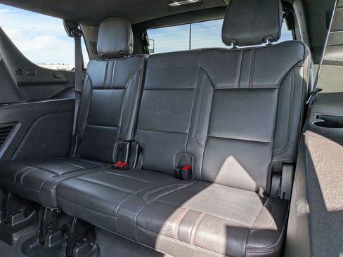 Used 2022 Chevrolet Tahoe RST w/ Sport Performance Package AWD/4WD image 21