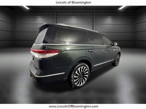 Certified 2023 Lincoln Navigator Black Label image 7