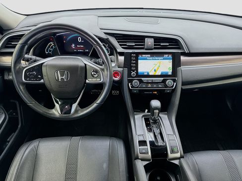 Used 2019 Honda Civic Touring image 15