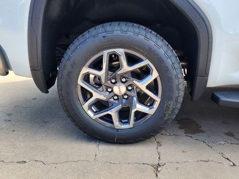 New 2026 GMC Sierra 1500 SLT w/ SLT Premium Plus Package image 51