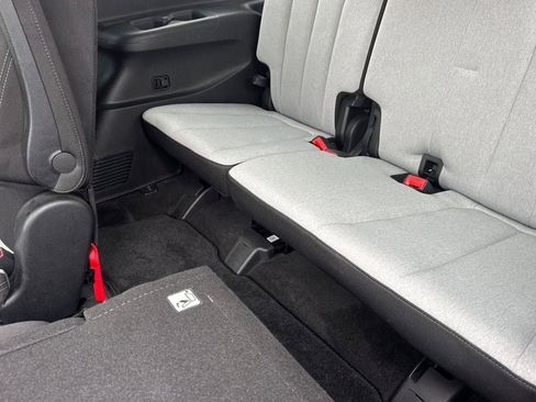 Used 2022 Hyundai Palisade SEL w/ Convenience Package image 12