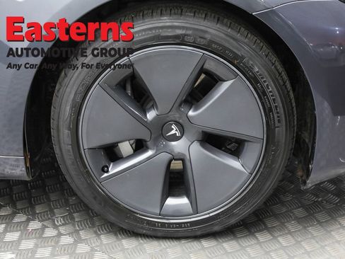 Used 2023 Tesla Model 3 Standard Range image 28