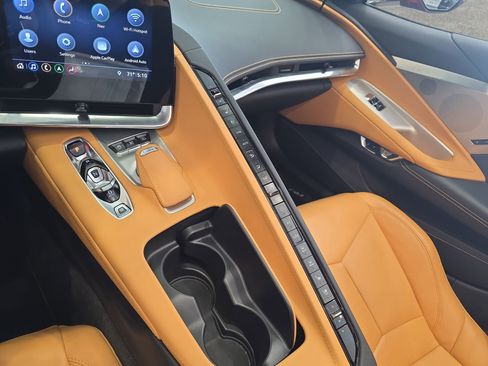 Used 2020 Chevrolet Corvette Stingray Preferred Conv w/ 2LT Preferred Equipment Group RWD image 21
