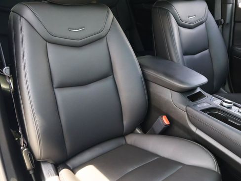 Certified 2024 Cadillac XT6 Luxury w/ LPO, Floor Liner Package FWD image 22