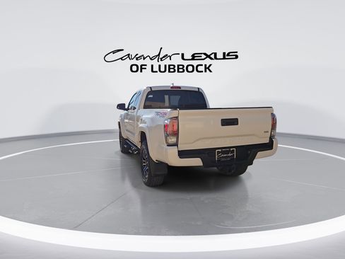 Used 2020 Toyota Tacoma TRD Sport image 7