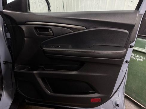 Used 2024 Honda Passport TrailSport image 15