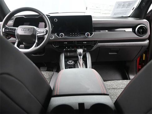 Certified 2024 Chevrolet Colorado Z71 w/ Advanced Trailering Package image 24