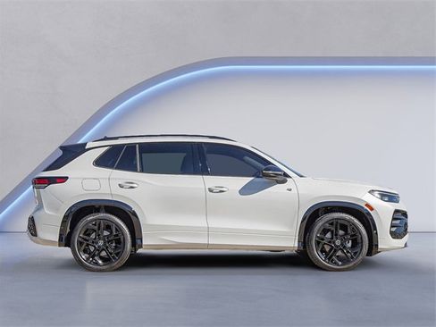 New 2026 Volkswagen Tiguan SE R-Line image 4