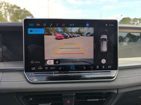 New 2026 Volkswagen Tiguan SE image 26