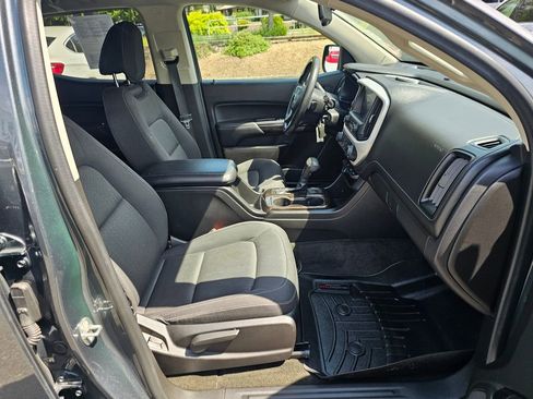 Used 2015 GMC Canyon SLE RWD image 26