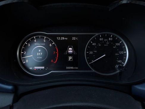 Used 2025 Nissan Versa SV FWD image 32