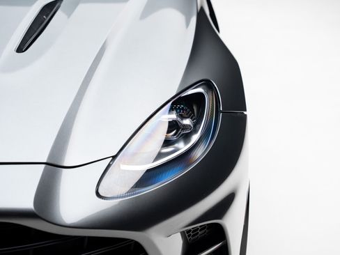 Used 2024 Aston Martin DBX 707 AWD/4WD image 11