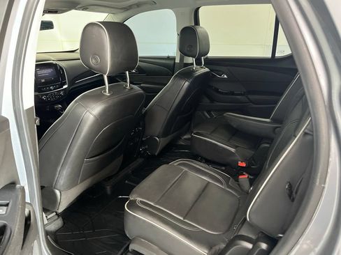 Used 2021 Chevrolet Traverse High Country AWD/4WD image 26