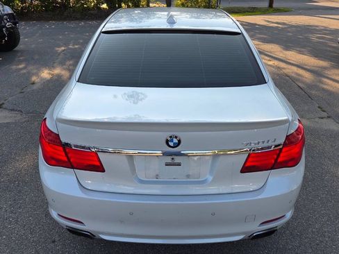 Used 2011 BMW 750Li xDrive AWD/4WD image 14