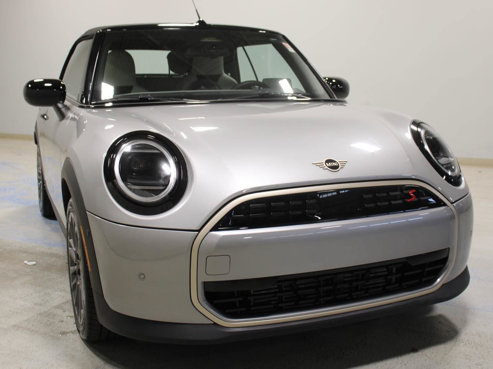 Used 2026 MINI Cooper S FWD image 13