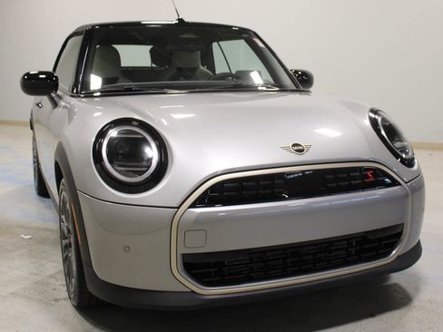 Used 2026 MINI Cooper S FWD image 13