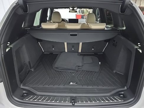 Used 2024 BMW X3 xDrive30i w/ Premium Package image 12