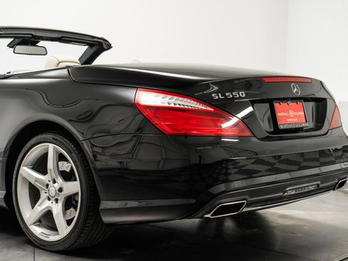 Used 2013 Mercedes-Benz SL 550 image 36