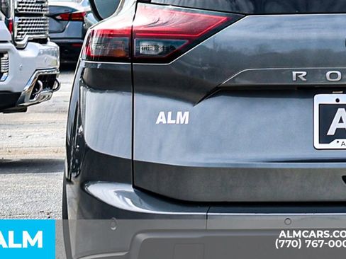 Used 2025 Nissan Rogue SV image 13