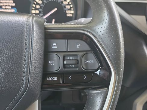 Used 2022 Toyota Tundra SR5 image 18