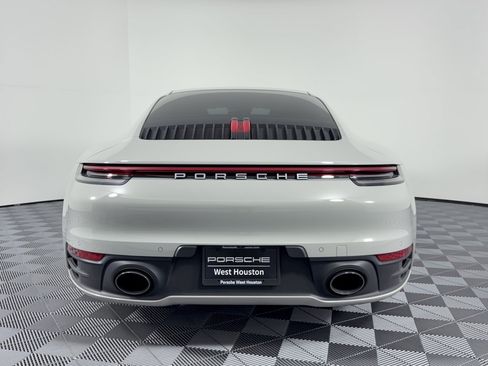 Certified 2022 Porsche 911 Carrera RWD image 11
