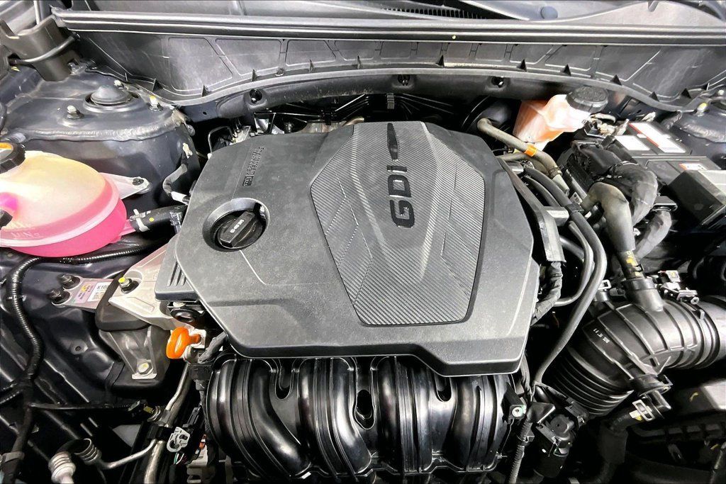 Used 2023 Hyundai Tucson Limited w/ Cargo Package AWD/4WD image 9