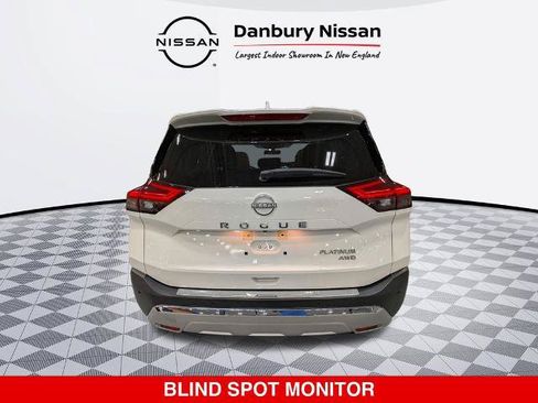 Certified 2023 Nissan Rogue Platinum w/ Platinum Premium Package AWD/4WD image 5