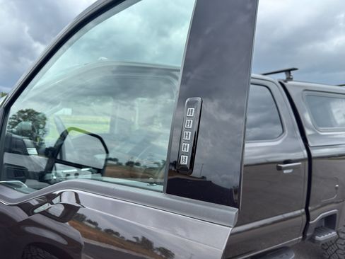 Used 2024 Ford F250 Lariat w/ Lariat Ultimate Package AWD/4WD image 28