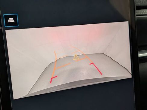 Used 2025 GMC Terrain Elevation image 23