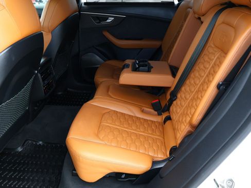 Used 2024 Audi RS Q8 4.0T w/ Black Optic Package image 22