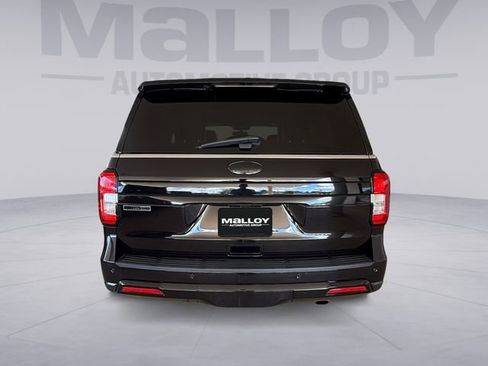 Certified 2022 Ford Expedition XLT AWD/4WD image 4