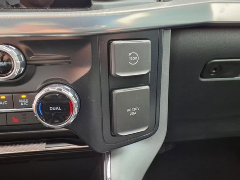 New 2025 Ford F150 Lariat w/ Equipment Group 501A Mid image 11