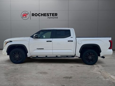 Used 2025 Toyota Tundra SR5 w/ SR5 Convenience Package AWD/4WD image 2