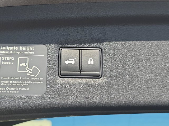 Used 2023 INFINITI QX50 Luxe FWD image 28