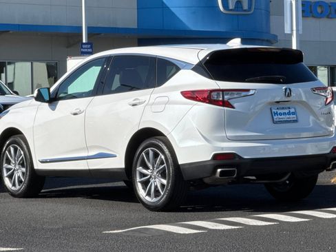 Used 2023 Acura RDX w/ Technology Package FWD image 3