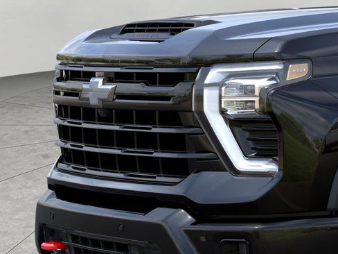 New 2026 Chevrolet Silverado 2500 LTZ w/ LTZ Plus Package AWD/4WD image 13